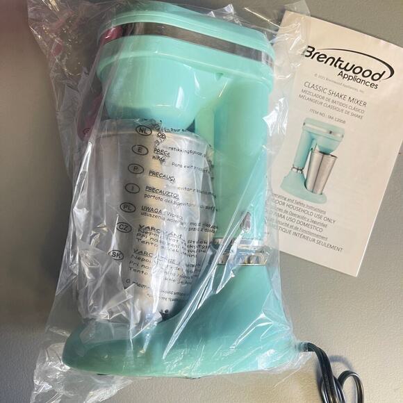 NWT Brentwood Classic Milkshake Maker SM-1200B Turquoise 15 oz - Picture 7 of 10